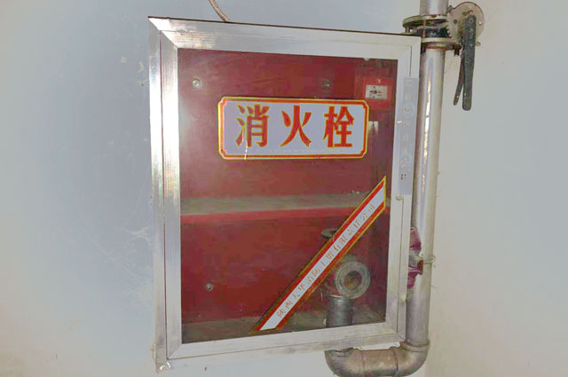 寫字樓消防栓.jpg